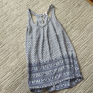 Skies are Blue - Cute loose tank